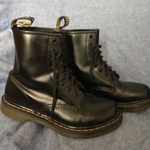 Dr. Martens Black Boots Women’s Size 9